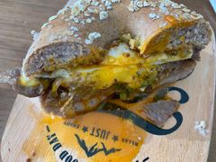 -Catch Bagel(芳草地店)