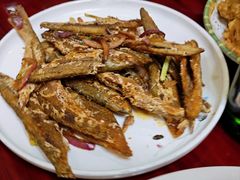 -芦茨金富饭庄·25年老字号·专做稻草鸡