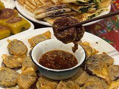-闯关东东北农家菜(崂山石老人店)
