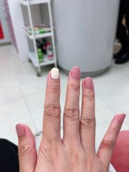 -进巍美甲美睫店