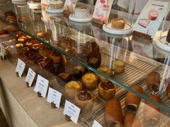 -VERIE BAKEHOUSE