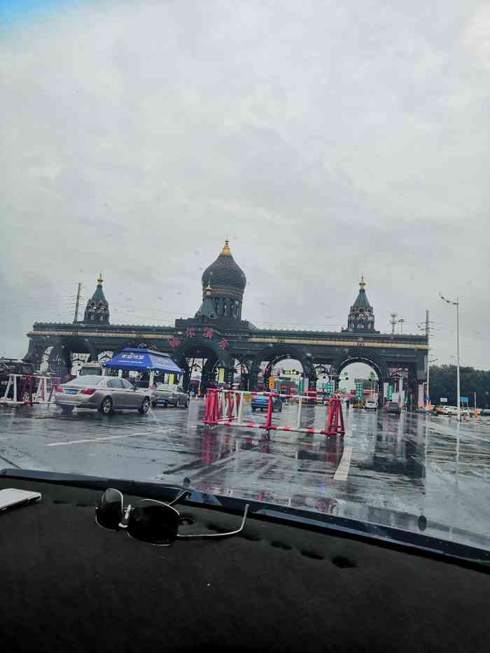 哈尔滨东高速入口-"大车很多,还有不守规矩的!走etc还好些.