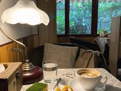 靠窗位-隅cafe(傅厚岗店)