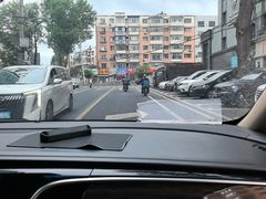 -好利来(欧亚商都店)
