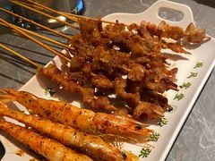 -威记烧嘢·南宁烧烤·超级生牛(绿地店)