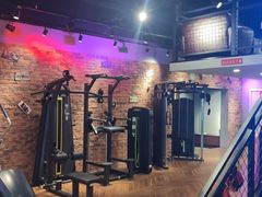 器械区全景-NRG 健身私教CLUB(云山路店)