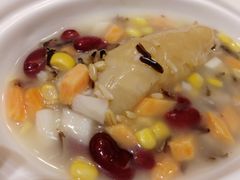 -景月阁空中食府(希尔顿酒店)