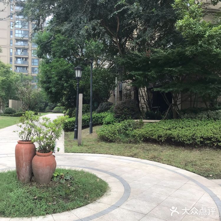 九龙仓珑玺