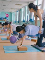 -爱尔乐美孕产瑜伽·普拉提