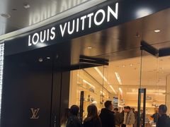 -LV路易威登(杭州万象城店)
