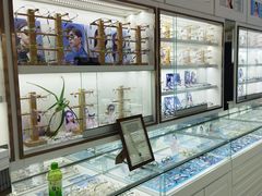 -翰佐蔡司小乐圆·依视路星趣控·暴龙眼镜折扣店