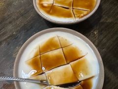 -渝嘴小老弟老火锅(华新村店)