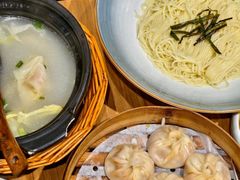 -馋三尺蟹粉小笼(人民广场店)