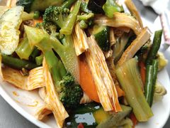 -佰运猪蹄(高陵店)