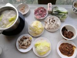 -爱陪伴一对一月子中心(融侨店)