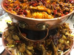 -超越炭火牛蛙火锅鸡(河东店)