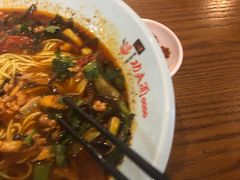 -哇蛙牛功夫面渝都料理(龙阳广场店)