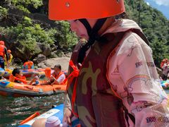 -安吉龙王山峡谷漂流