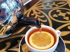 柠檬配红茶-深圳威尼斯英迪格酒店-邻芙花廊下午茶·NINFA GALLERY·蛋糕·咖啡