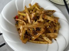 -天乐农家鱼头王(天目湖店)