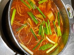 -野山舂·贵州现舂酸汤牛肉(民生路店)
