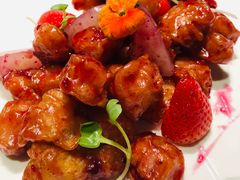 草莓咕老肉-凤凰湘语·湘粤鲜融(浦东旗舰店)