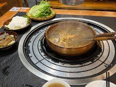 -阿山卓·野生菌火锅·纳西火塘烤肉