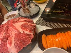 -鲜入围煮花胶鸡海鲜火锅