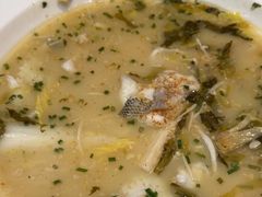 -渔语鱼酸菜鱼新川菜(来福士店)