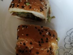 腊味菜菜堡-麦当劳(新王府井店)