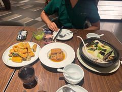 -港丽餐厅(正大店)