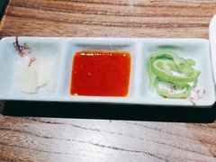 -明洞阿姨·韩式酱蟹烤肉·创意料理(三元桥店)