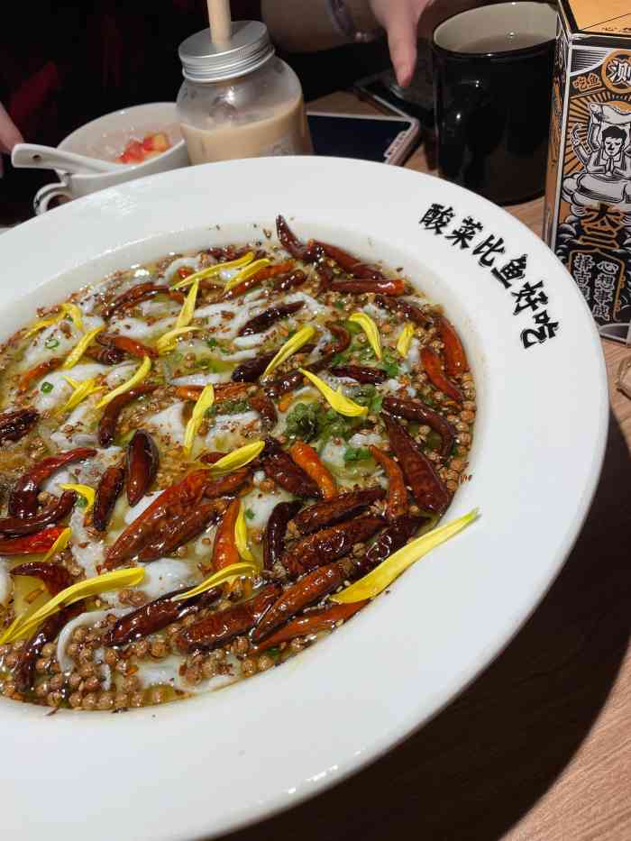 太二酸菜鱼(北京路天河城店)-"位置很好找.就在天河城的6的楼.