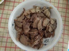 特色熟牛肉-老秦凉都黄牛肉馆(九堡店)