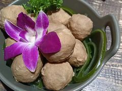 -巴国妹子毛肚火锅(蓝光悦城店)