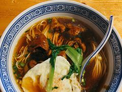 -沪西老弄堂面馆(定西路店)