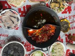 -肖婷姐大铁锅重庆火锅(南湖店)