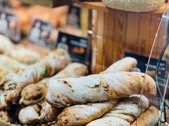 -汉柏麦香德国面包房(海信店)