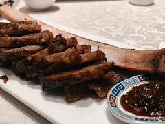 碳烤牛肋骨-聚友居酒楼