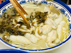 -明呈黄鱼面馆(斜土路店)