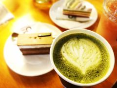 -西西弗书店&矢量咖啡(壹方购物中心店)