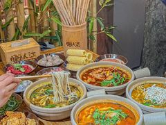 -阿香米线(凯德广场.1818店)