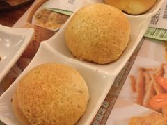 酥皮叉烧包-添好运点心专门店(深水埗店)
