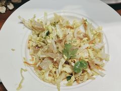 白菜心拌蜇皮-宴小馆·小海鲜青岛菜(五四广场店)