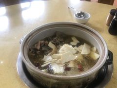-东巴谷野生菌火锅餐厅