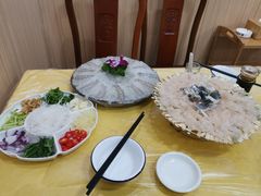 -官塘陈记鱼生·潮汕砂锅粥·牛肉火锅(潮枫路总店)