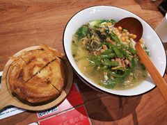 -麻婆婆白家肥肠粉(海岸城店)