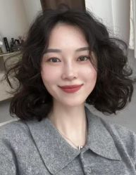 -阿三造型烫染•接发