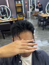 -藤野造型烫染·漂发