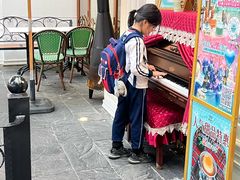 -秘密旅行Bonjour(黑金冠 江南西店)